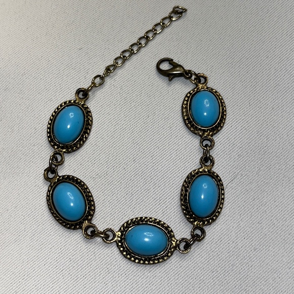 Bracelet with turquoise-coloured accents. - Picture 1 of 8